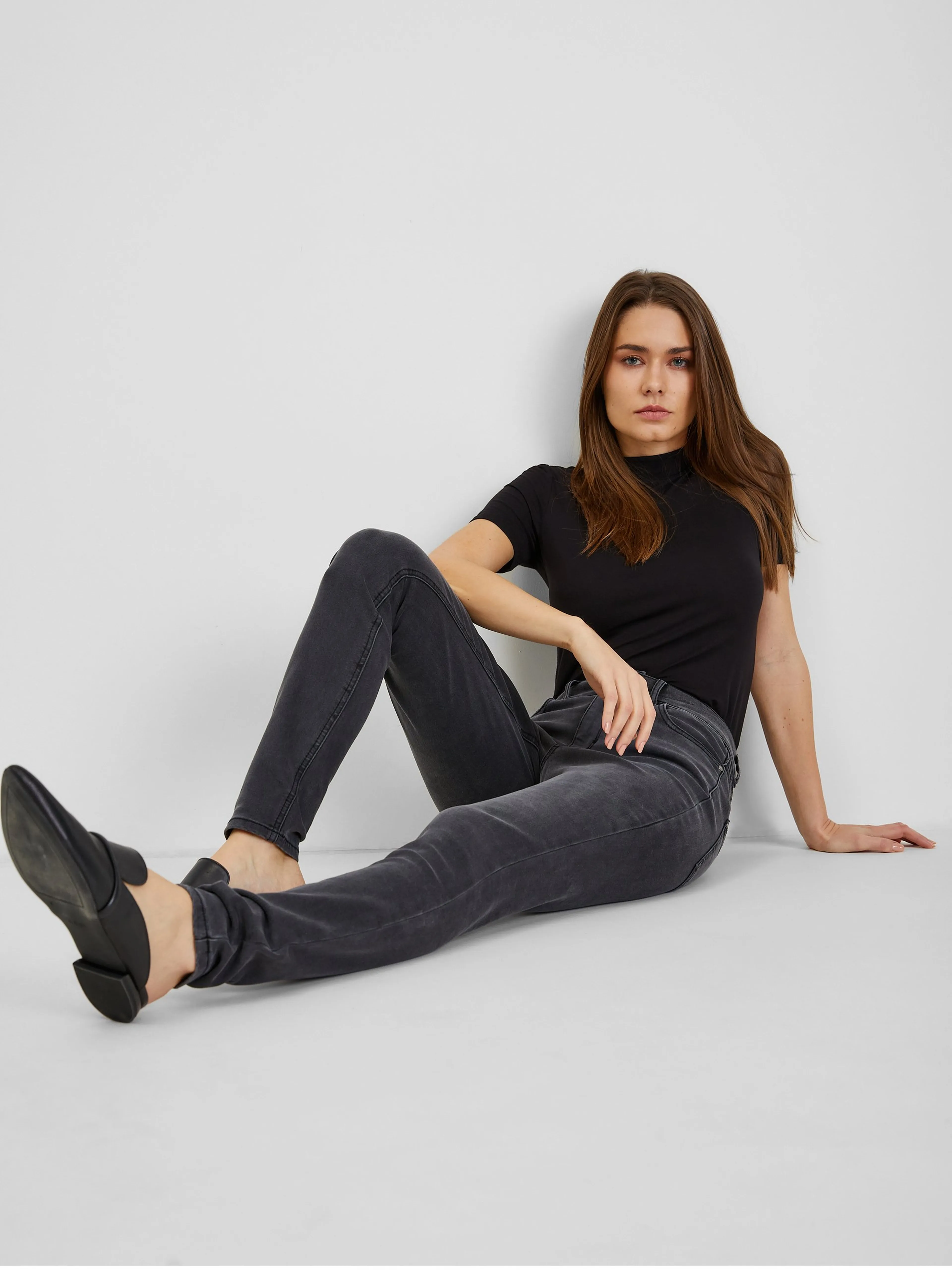 Dunkelgraue Damenjeans Skinny Fit ORSAY