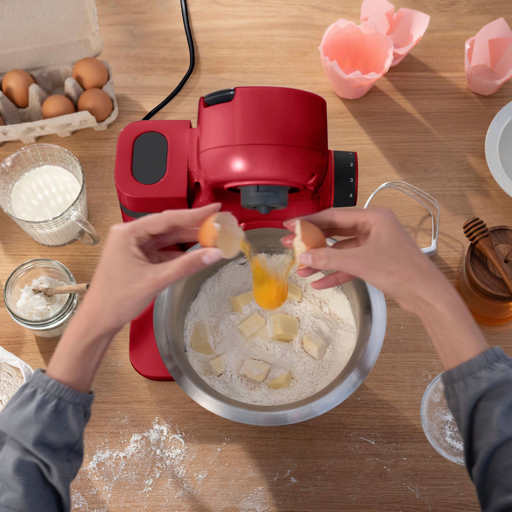 BOSCH Küchenmaschine MUMS2ER01, MUM Serie 2, 700 W, 3,8 l Schüssel, 3,8 l-Schüssel, Durchlaufschnitzler inkl. 3 Scheiben, Patisserie-Set