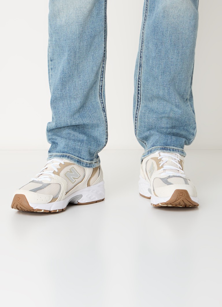 Αθλητικά παπούτσια New Balance 530 από mesh με μεταλλικό φινίρισμα
