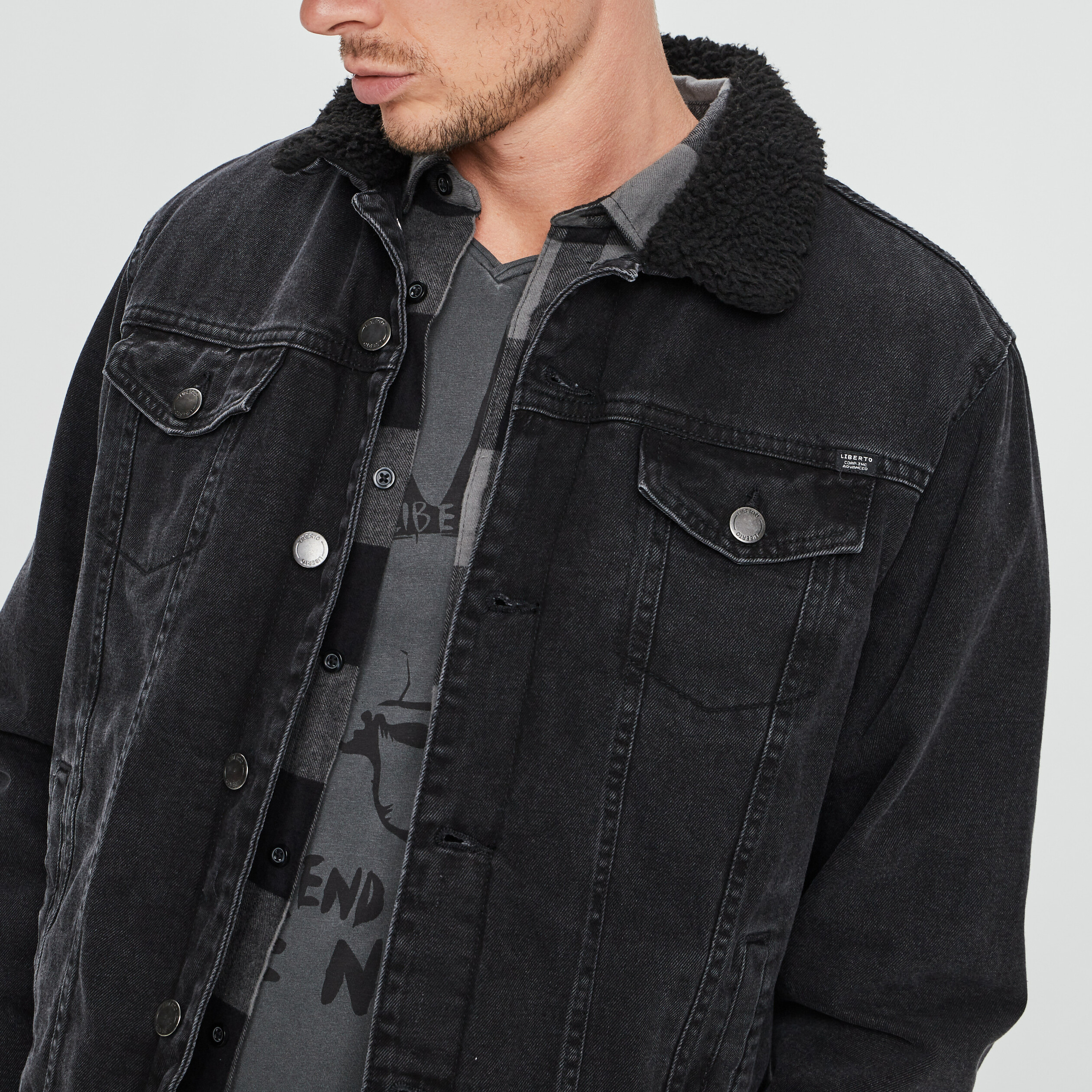 Blouson droit en jean noir homme | La Halle
