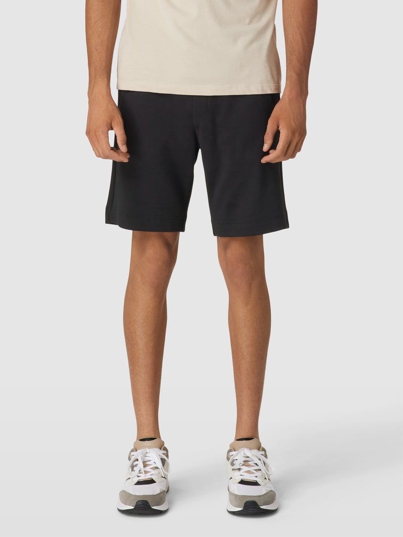 Shorts mit Label-Detail in schwarz