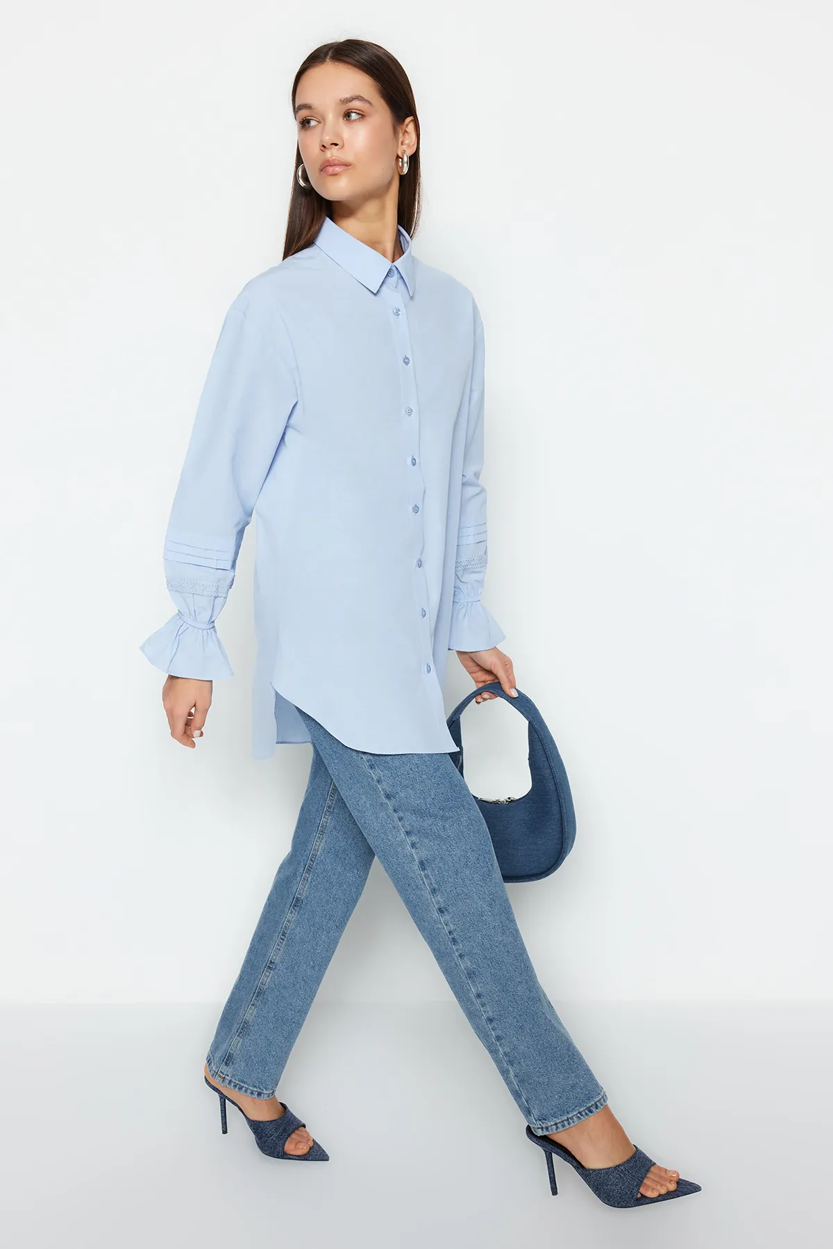 Trendyol Modest  Hellblaue Spitze/Mesh/Mesh, reguläre Terrycotton-Leinwandbindung TCTSS23TG00033
