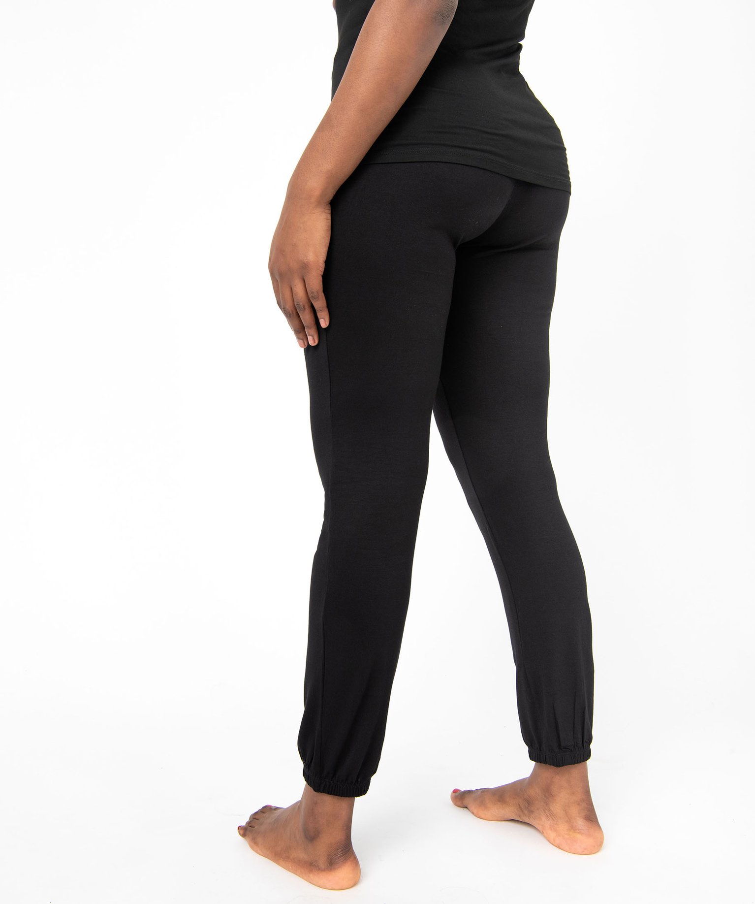 Pantalon de pyjama femme en maille fine avec bas resserré noir | GEMO