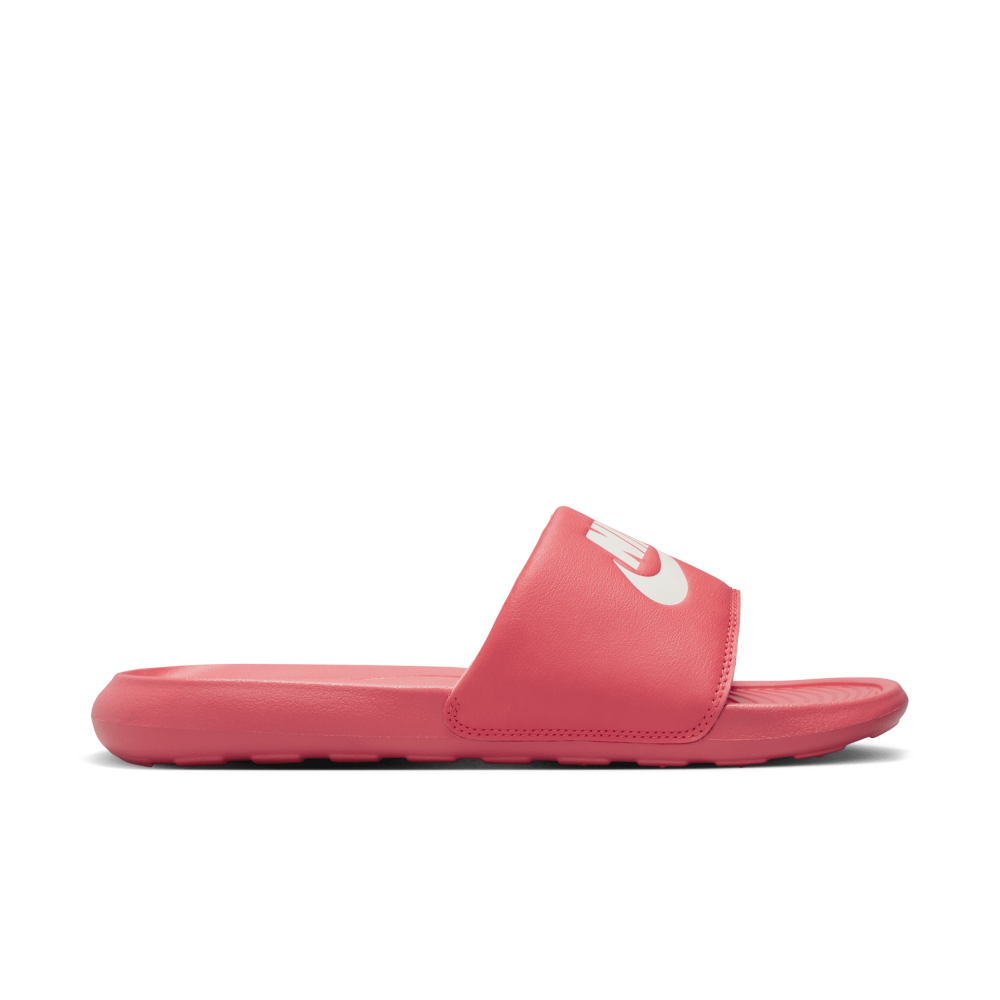 Nike Victori One CN9677-802 / pink