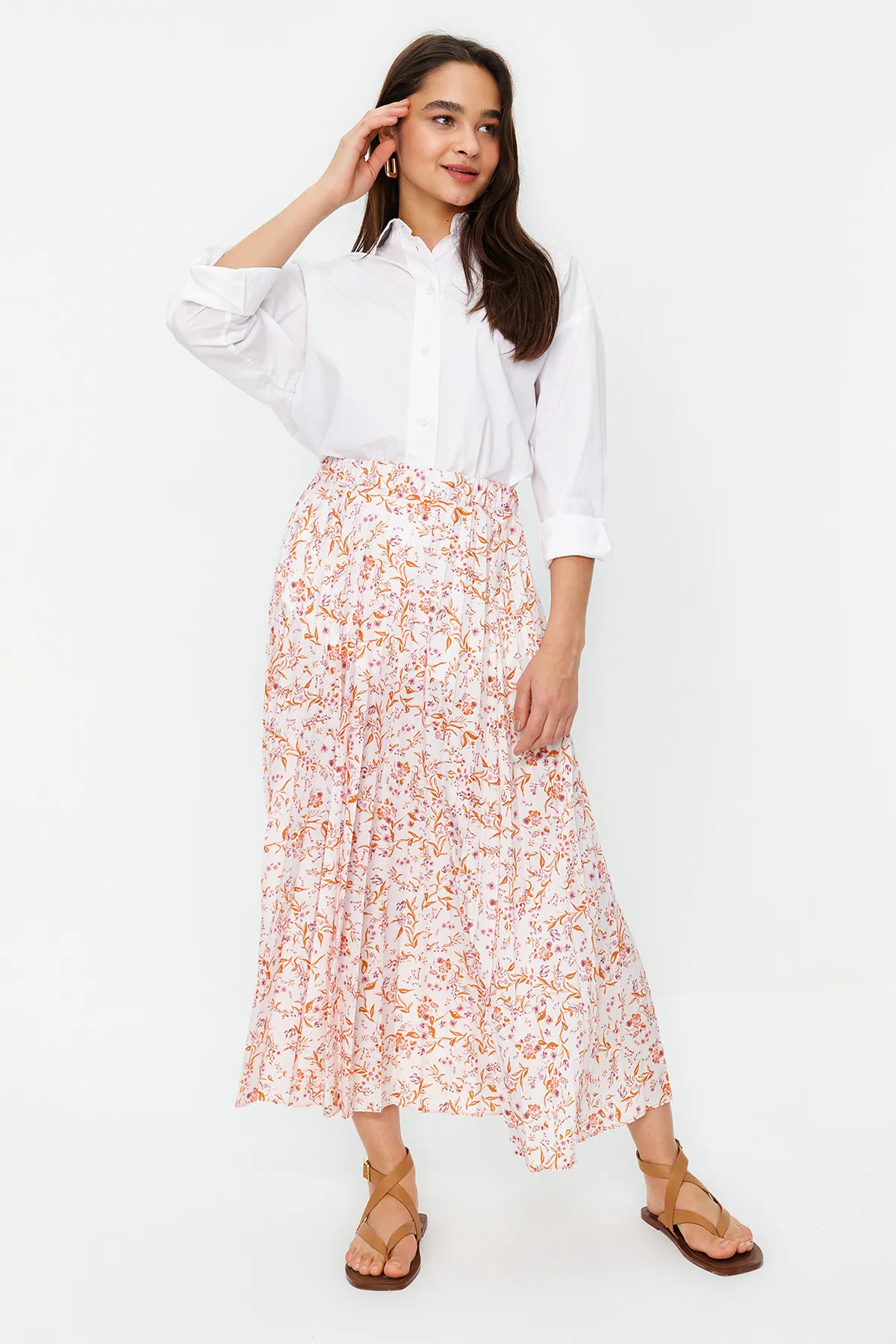 Trendyol Modest  Ecrufarbener gewebter Plisseerock mit Blumenmuster und elastischer Taille TCTSS23EE00018