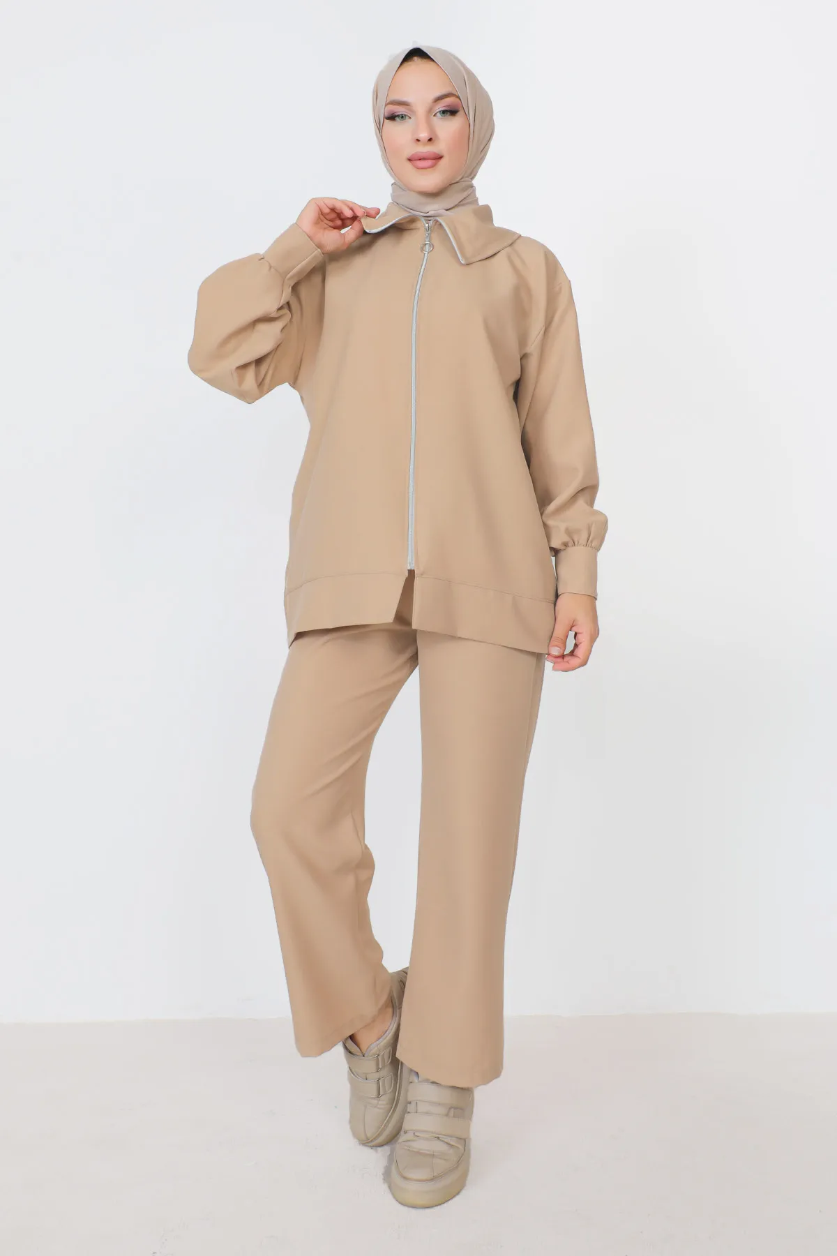 Tesettür Dünyası  Doppelanzug mit Reißverschluss TSD230905 Beige