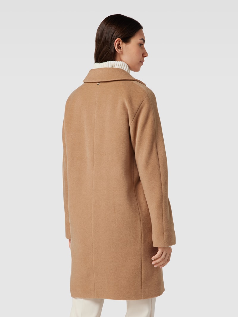 Mantel mit Reverskragen in camel