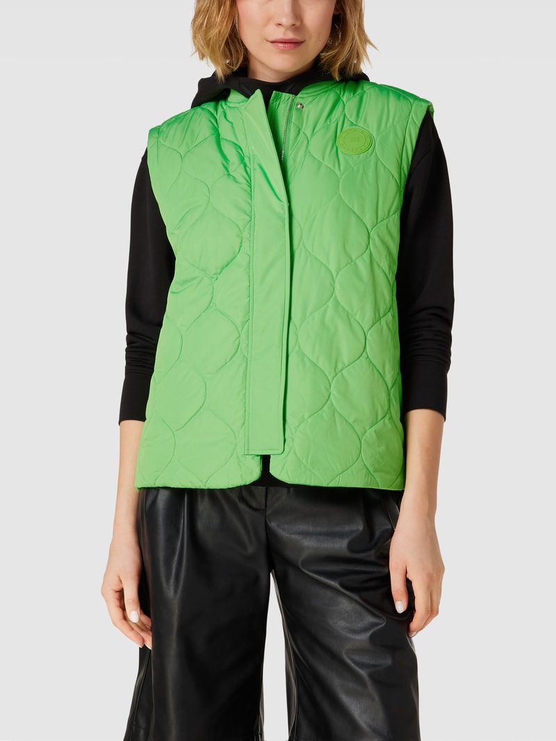 Steppweste mit Label-Patch Modell 'QUILTED BOMBER VEST' in grün
