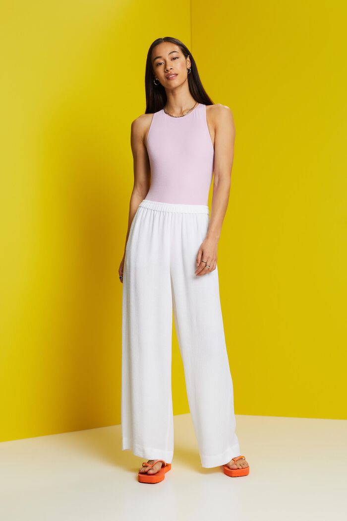 Pull-on-Hose mit weitem Bein und Crinkle-Optik