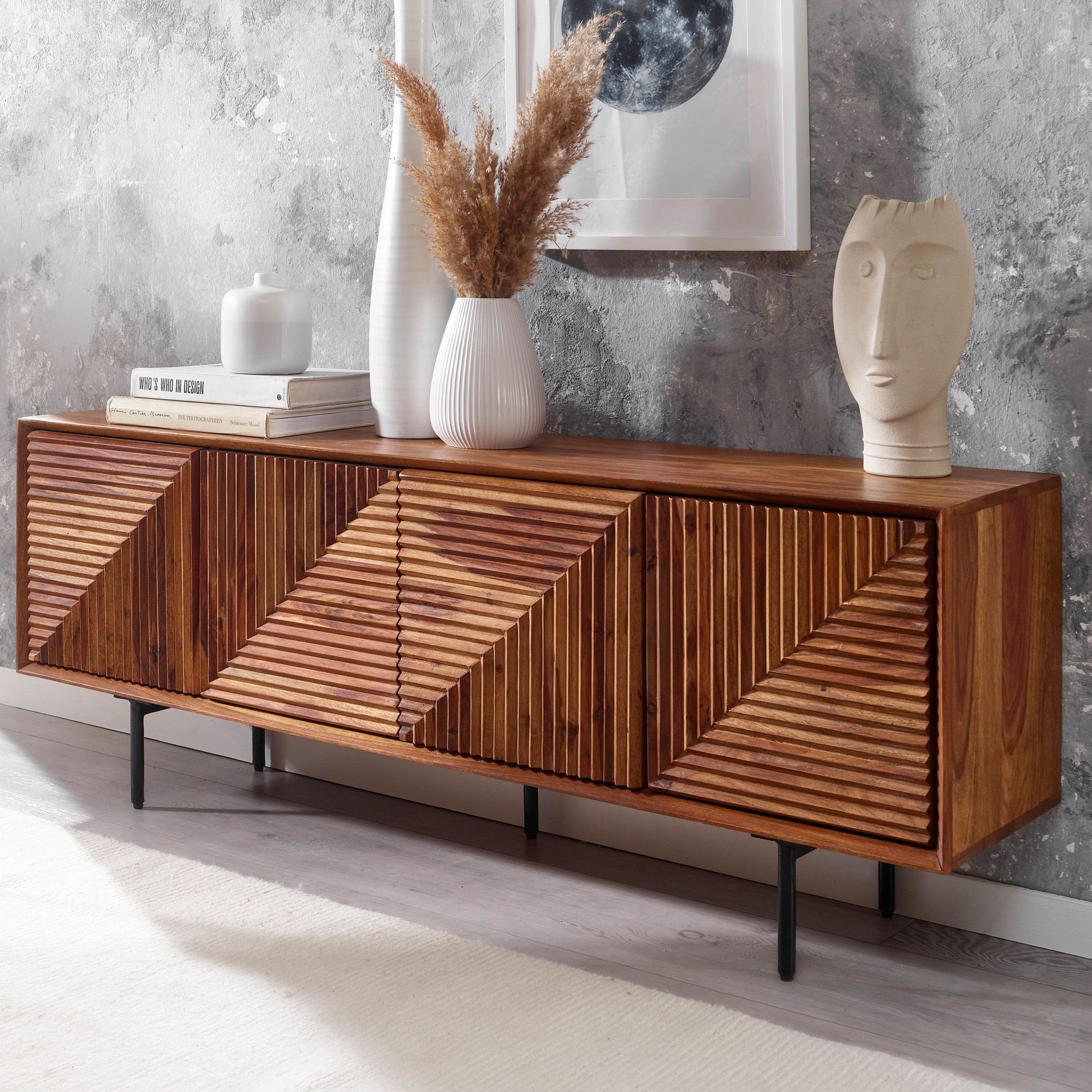 FINEBUY Lowboard FB78855 (Sheesham Massivholz 140x54x33 cm mit vier Türen), TV-Schrank mit Stauraum, Fernsehkommode Modern