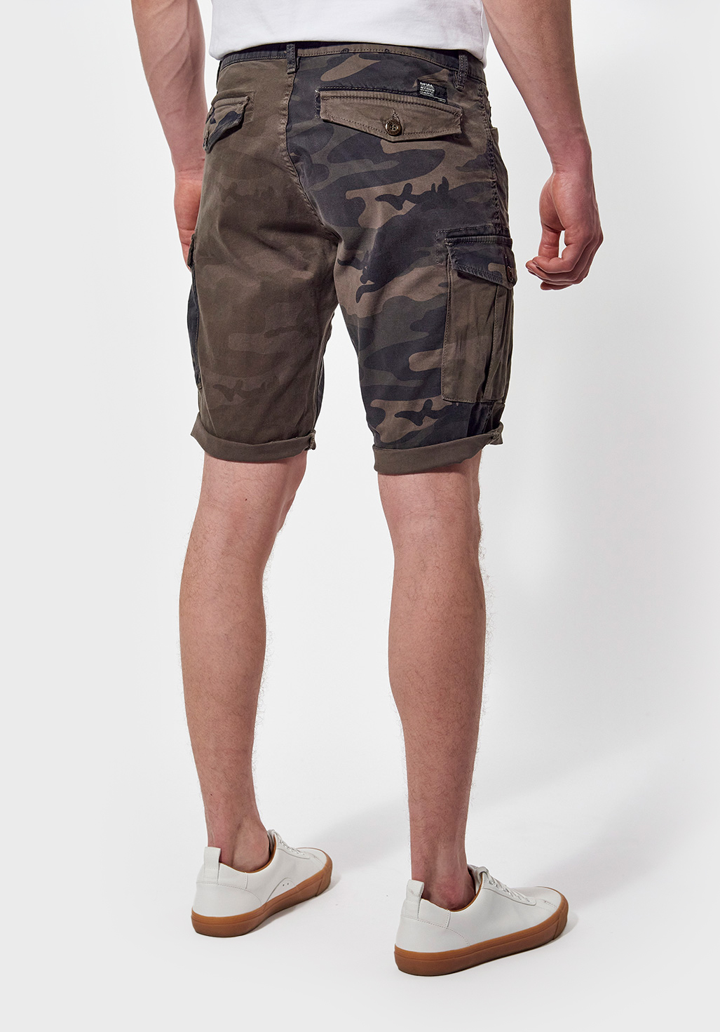 AZER   Bermuda en jean straight Homme kaki camouflage