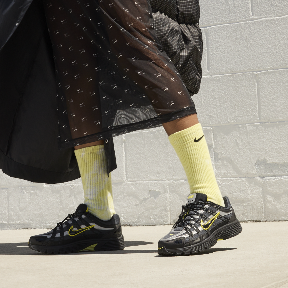 Nike P-6000 WMNS Black Volt FV0943-001 / schwarz
