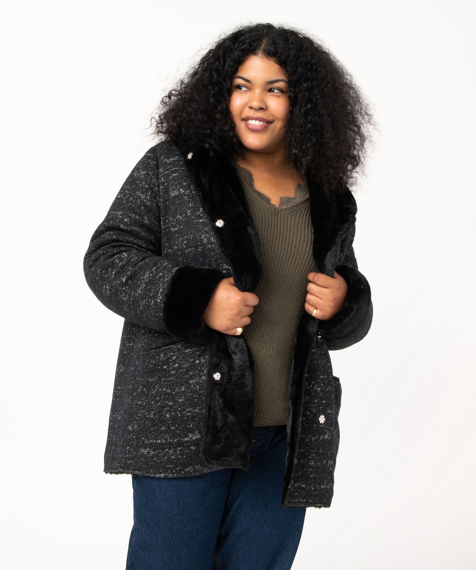 Manteau en maille bouclette et détails duveteux femme grand... gris fonce | GEMO