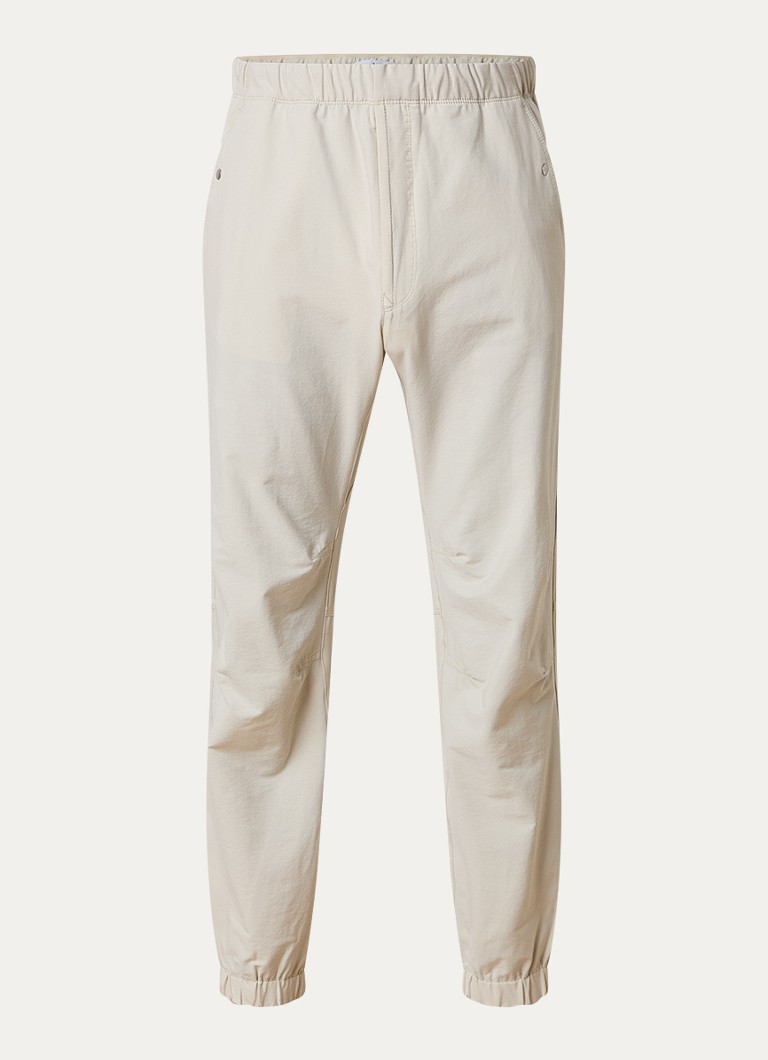 Spodnie Stone Island 316G6 o dopasowanym kroju z kieszeniami bocznymi