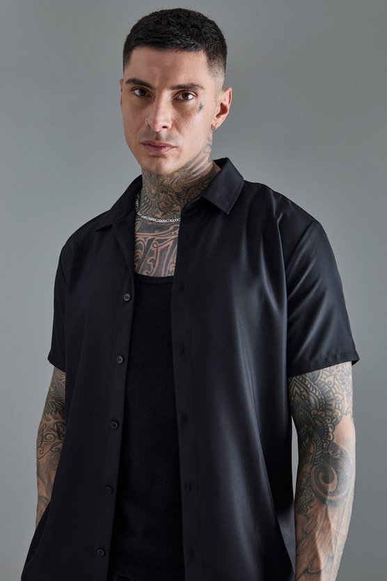 Tall kurzärmliges smartes Twill-Hemd & Hose