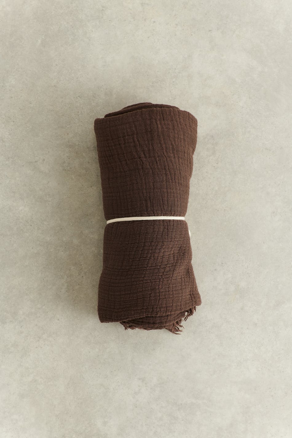 Gina crinkled blanket