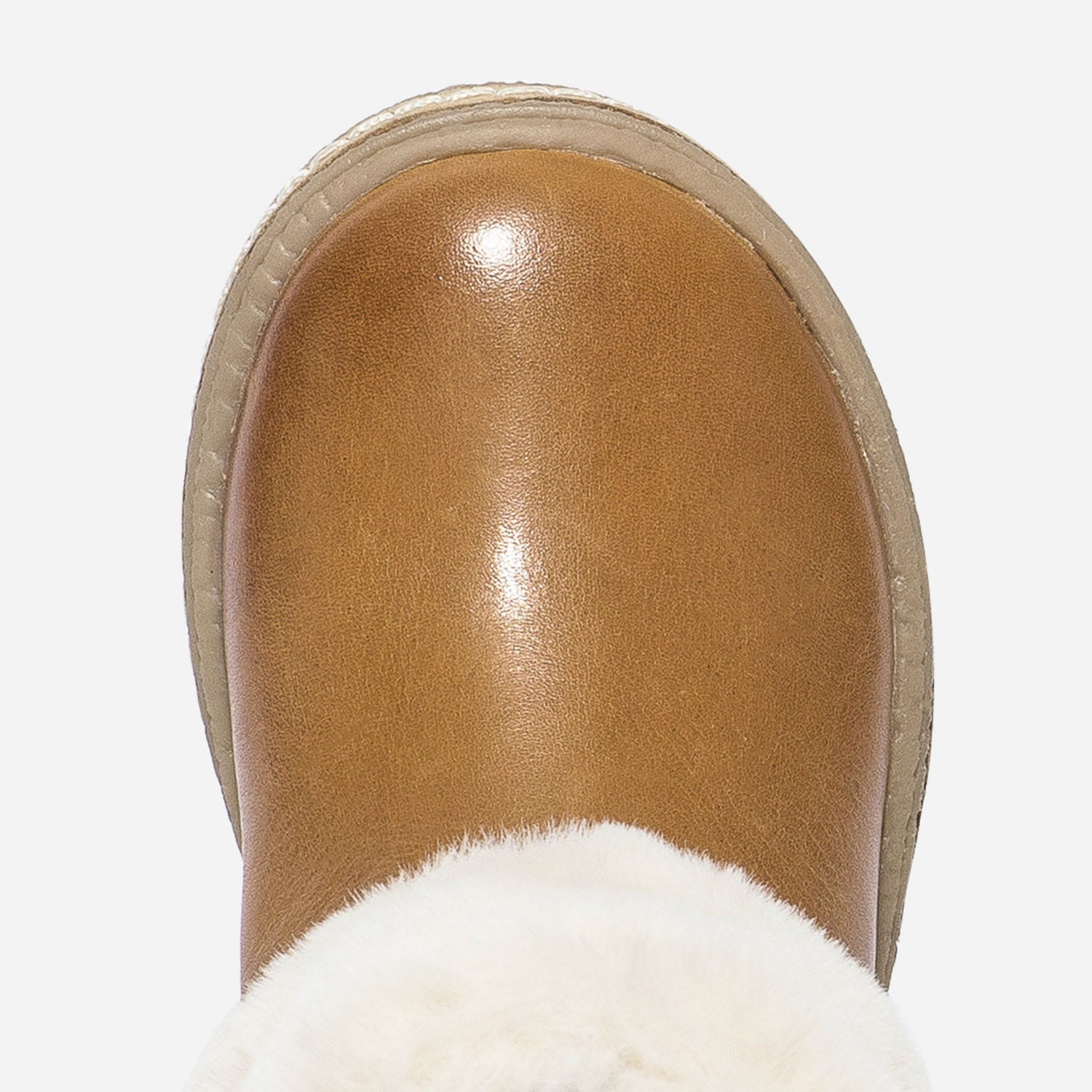 Botte camel en cuir à revers fourré