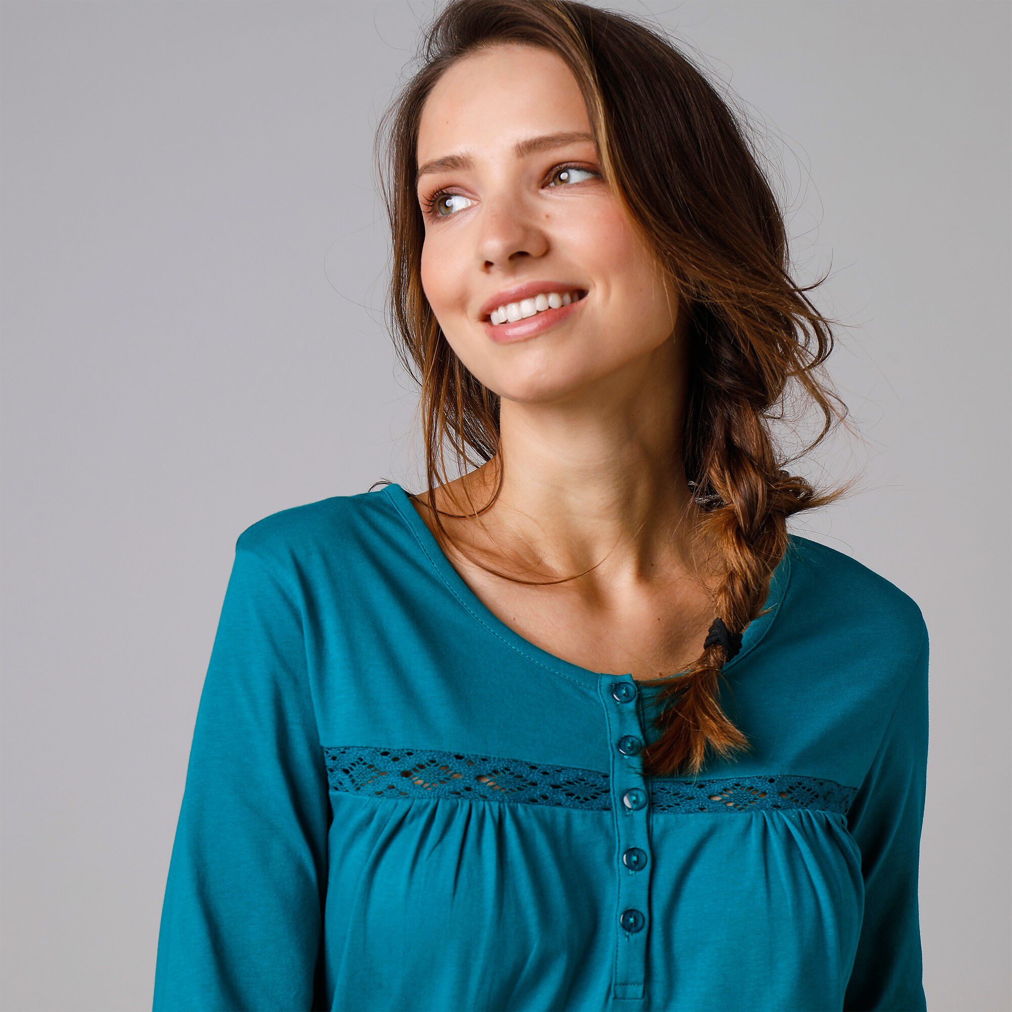 Chemise de nuit longue manches longues unie