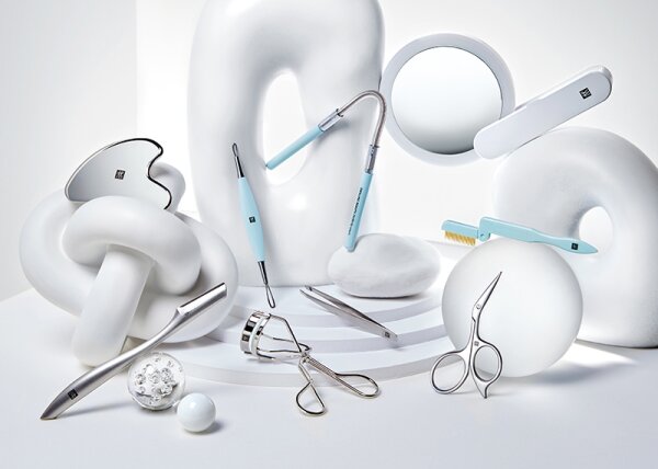 ZWILLING Beauty Premium Pinzette, schräg - silver Pinzette