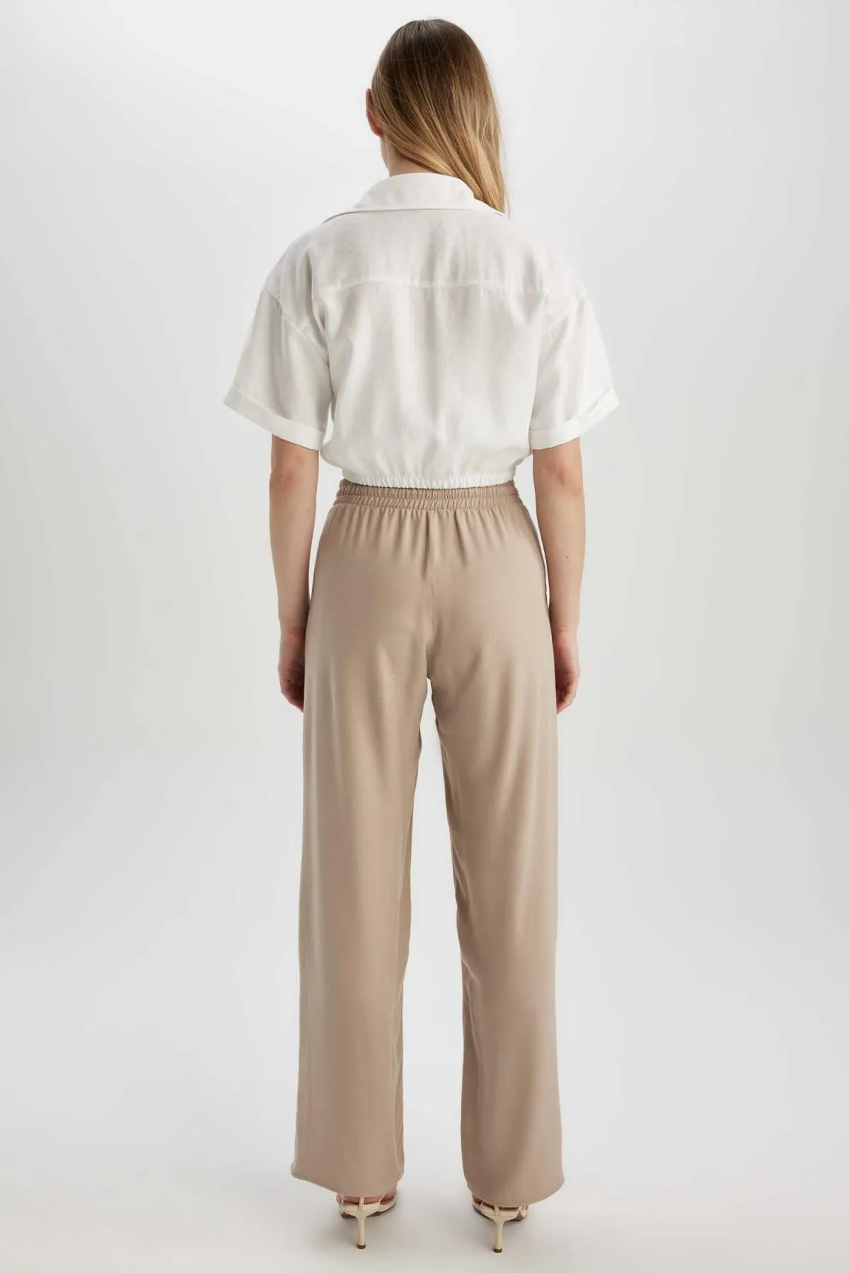 DeFacto  Florida Florida-Hose aus Viskose mit hoher Taille und weitem Bein und Taschen, J8738az23sm