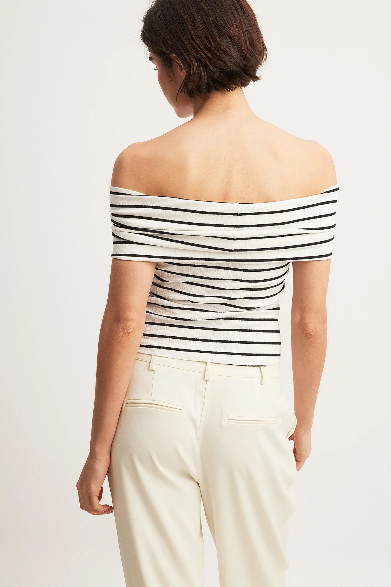 Geripptes Off-Shoulder-Top