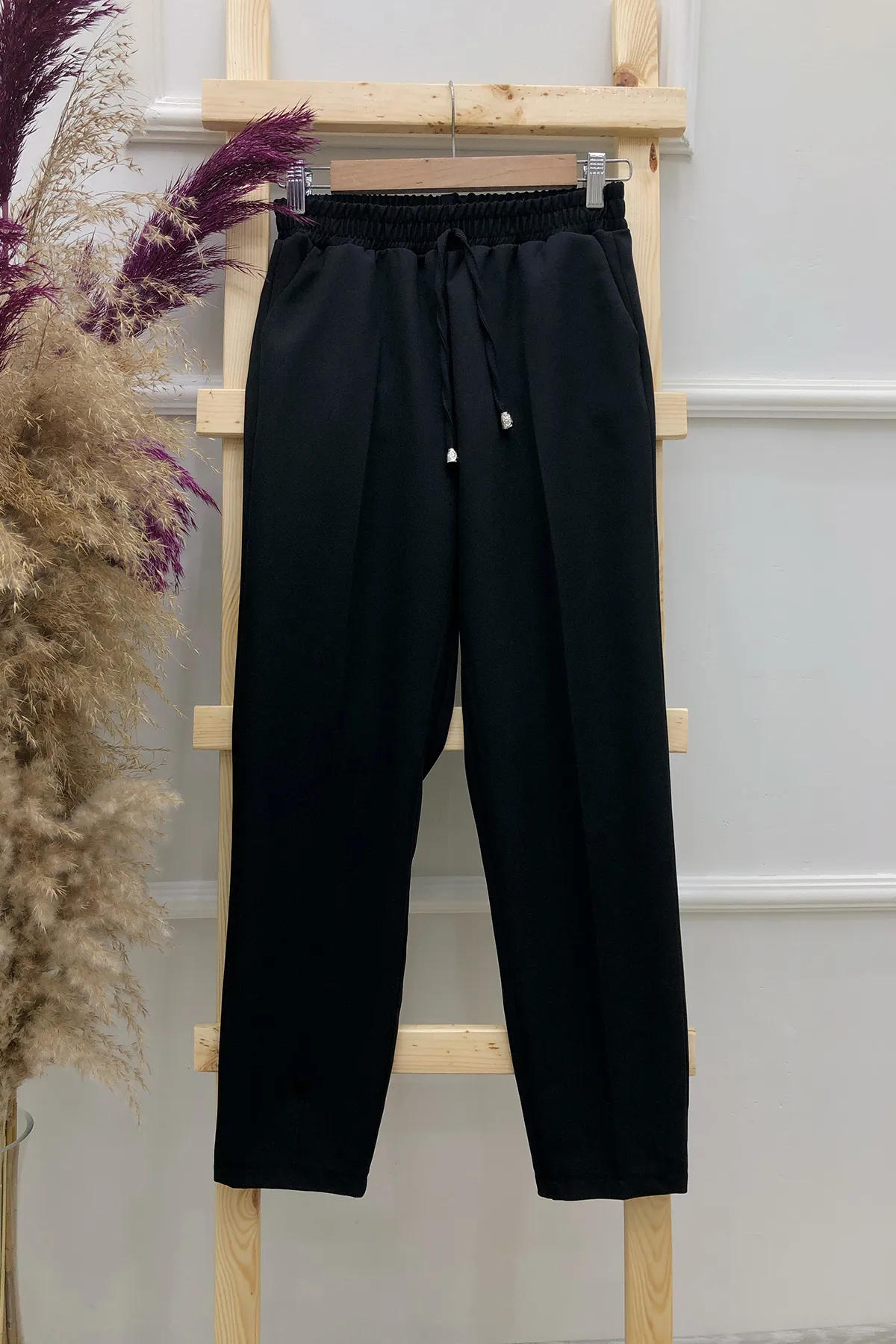 MODAQU  Skinny-Hose mit Taschen – Schwarz