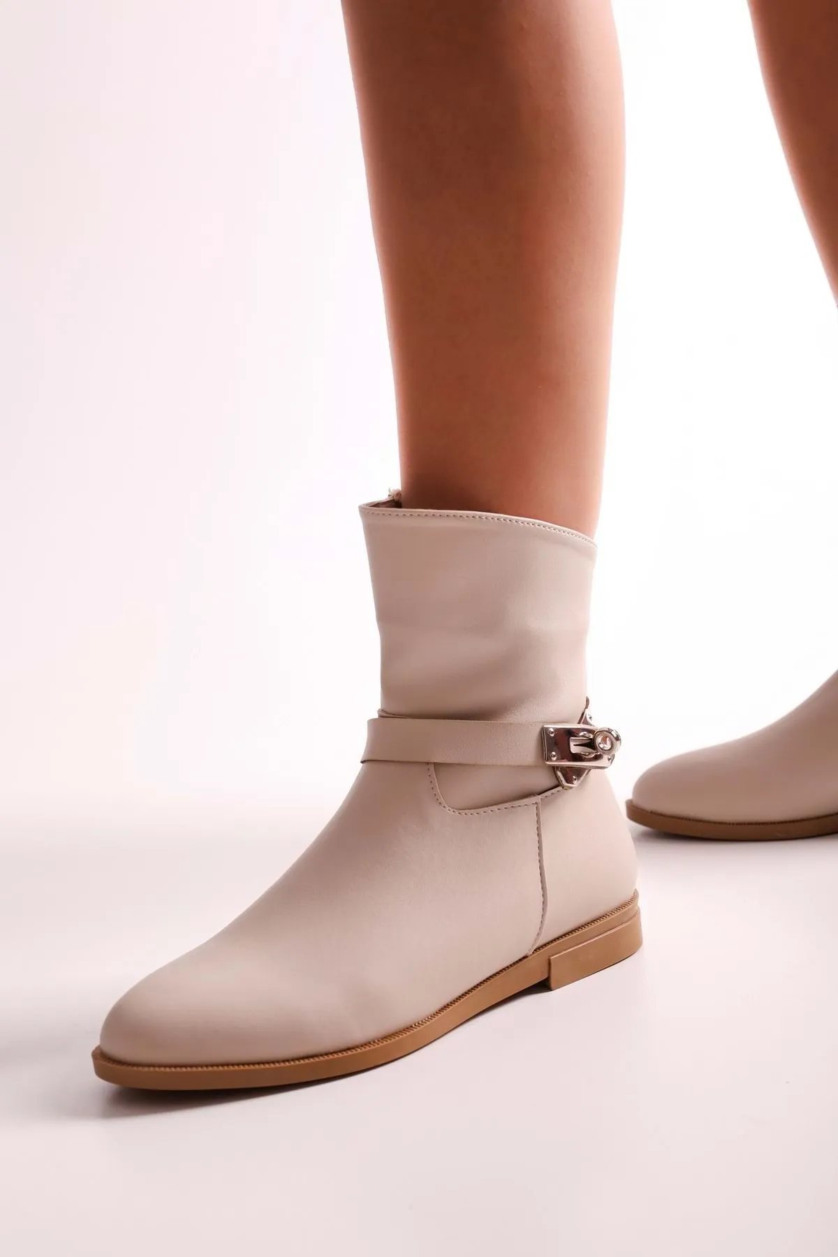 Shoeberry  Tiesel Beige Skin Damenstiefel mit Absatz Beige Skin