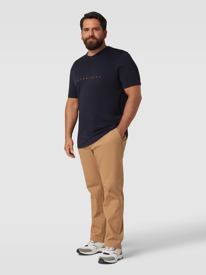 PLUS SIZE Stoffhose mit Knopf- und Reißverschluss Modell 'MARCO' in cognac
