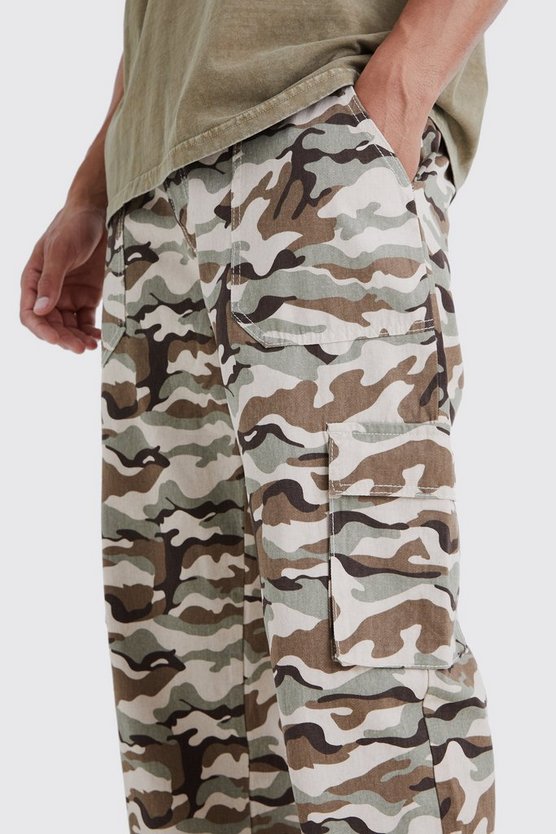 Tall lockere Camouflage-Hose mit Cargo-Taschen