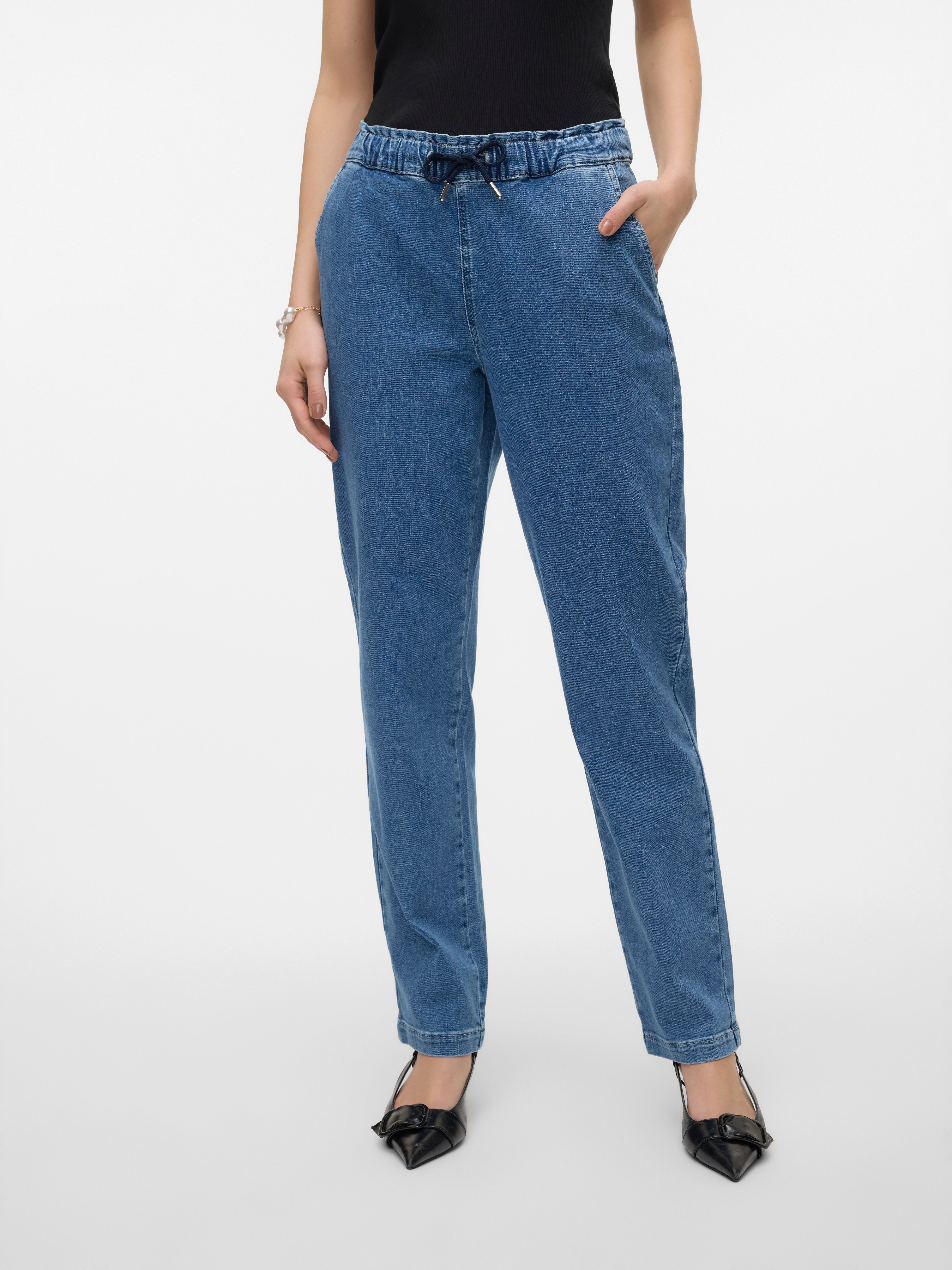 VMCALLIE Mid Rise Karotte, locker geschnitten Jeans