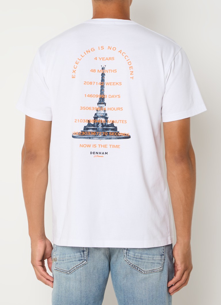 Denham Bastille -t-paita, jossa logo ja painatus takana