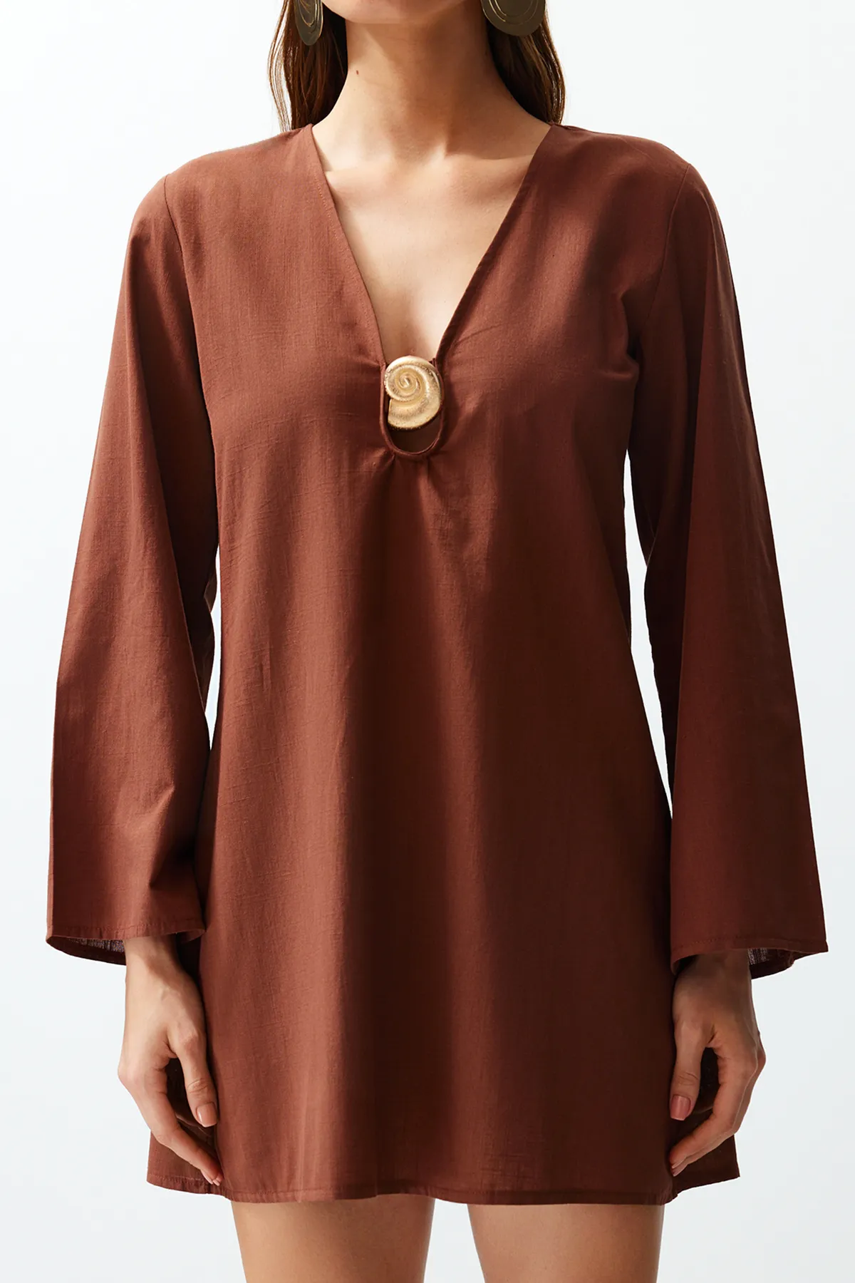 Trendyol Collection  Braunes Mini-Strandkleid aus gewebtem Accessoire, 100 % Baumwolle, TBESS24EL00020