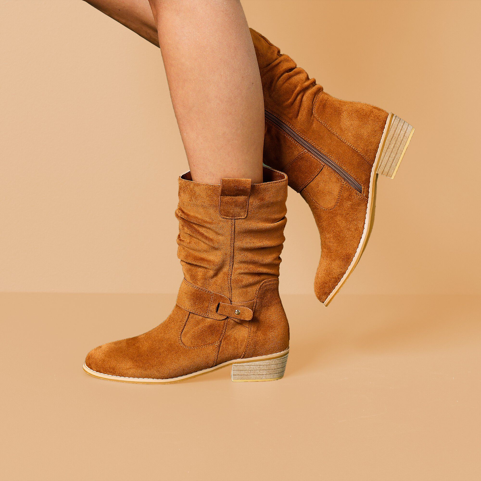 Bottes mi-hautes plissées à petit talon effet bois
