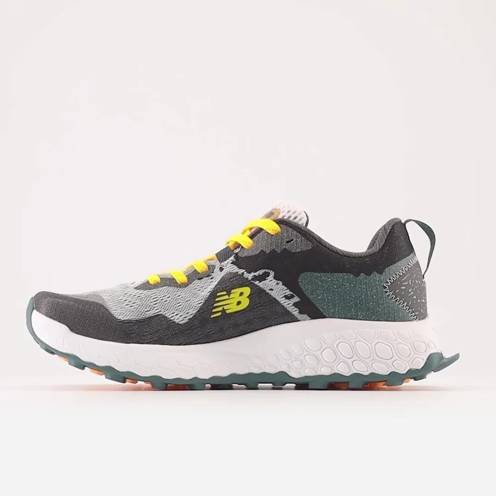 New Balance Fresh Foam X Hierro v7 MTHIERI7 / grau