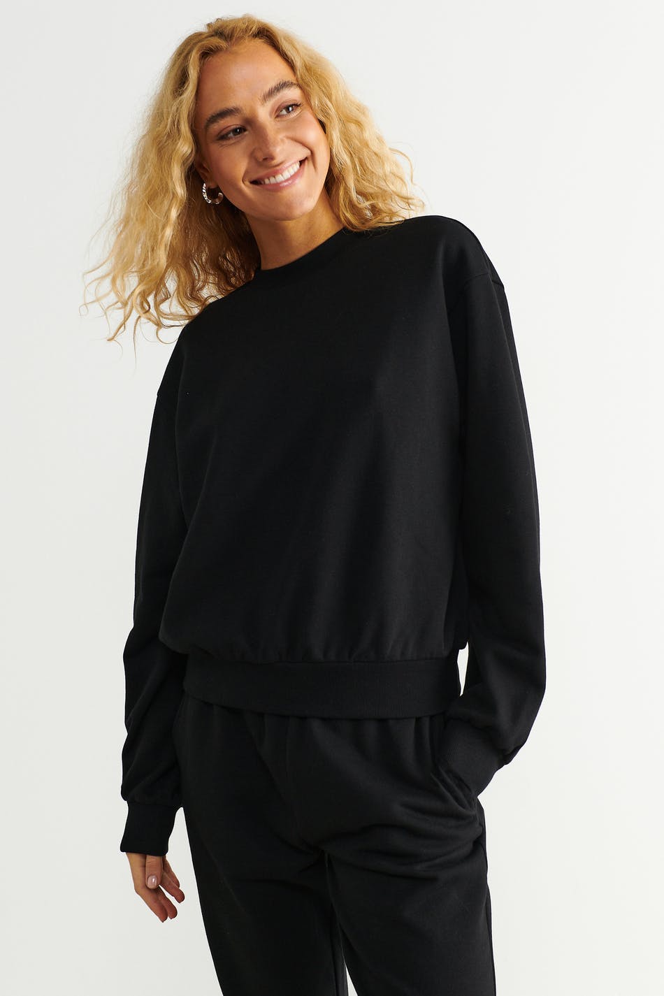 Basic sweater