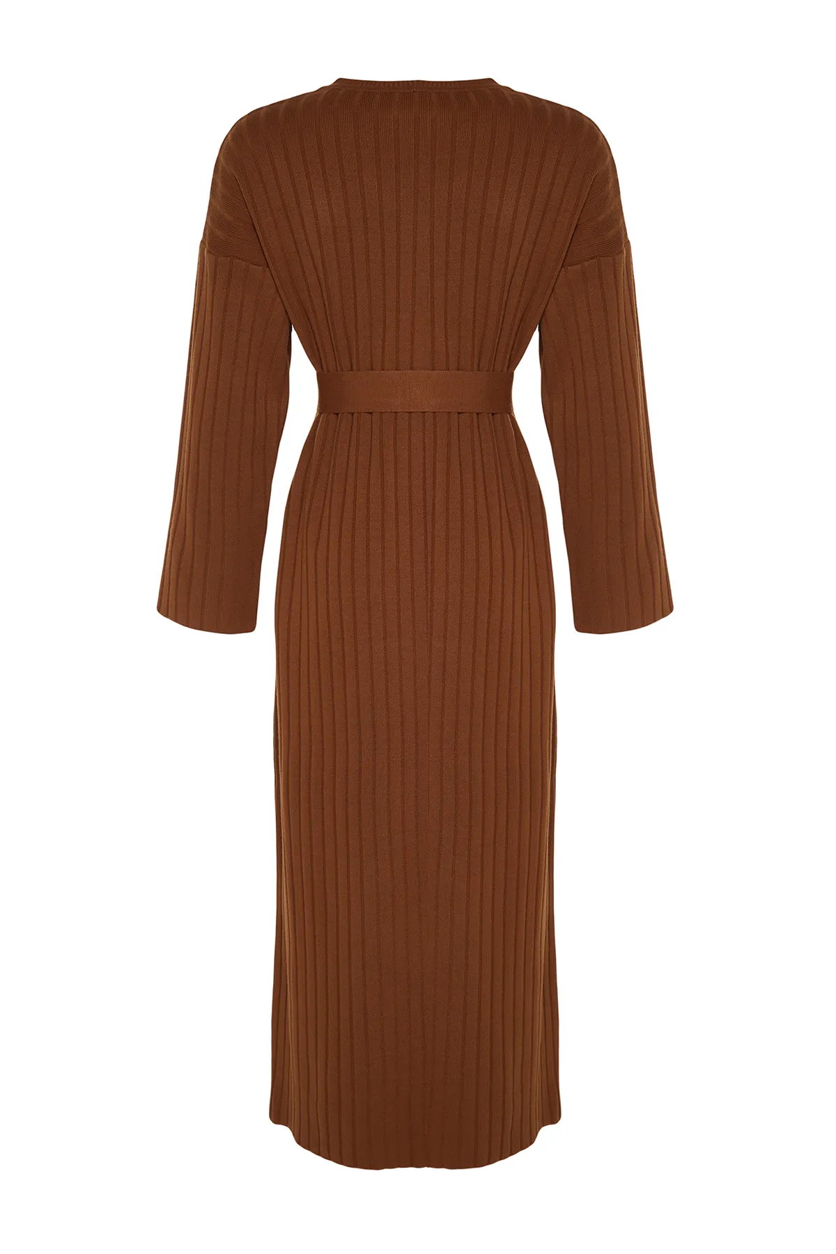 Trendyol Modest  Braunes geripptes Strickkleid mit Gürtel TCTAW24EB00008