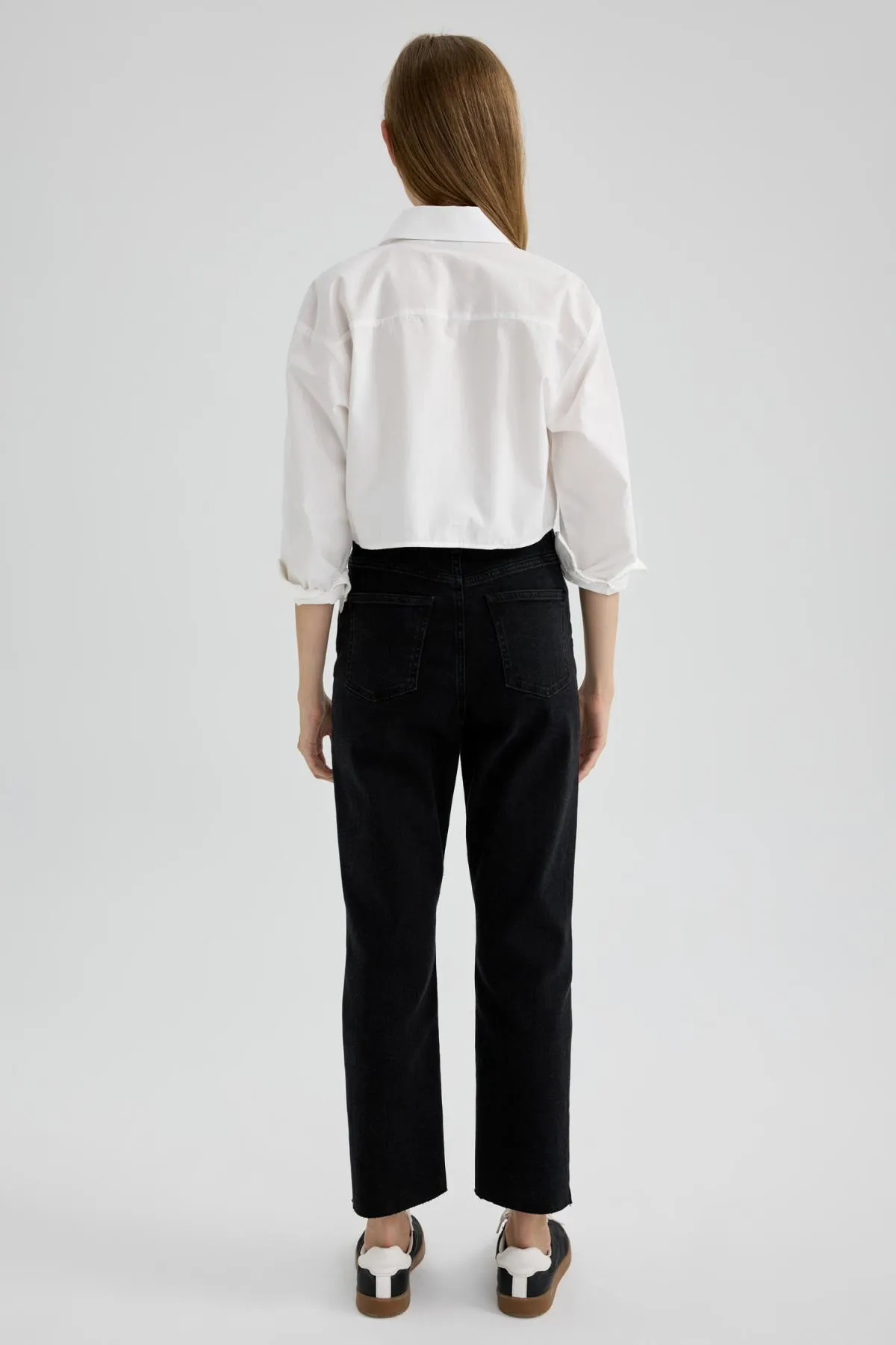 DeFacto  Mary Vintage Jeanshose mit geradem Schnitt und hoher Taille, knöchellang, A7005ax23au