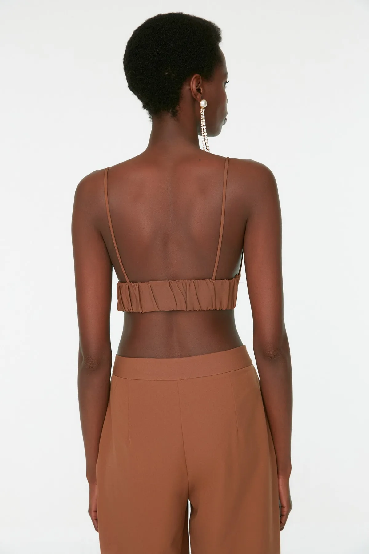 Trendyol Collection  Braunes Riemchen-Bustier TPRAW22BS0005