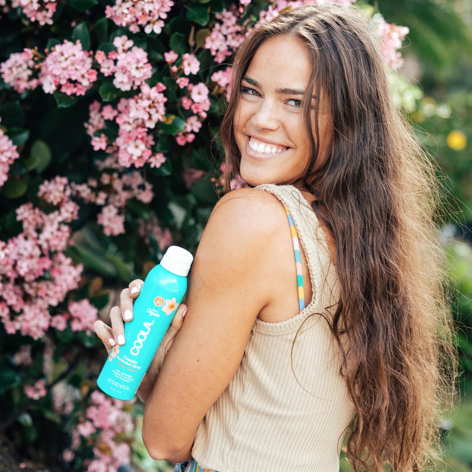 „Coola Tropical Coconut“ SPF 30 kūno apsaugos nuo saulės purškiklis