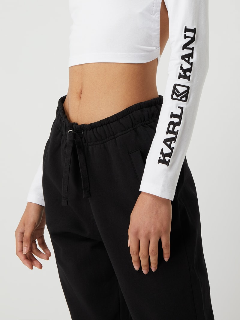 Cropped Longsleeve mit Logo in weiß