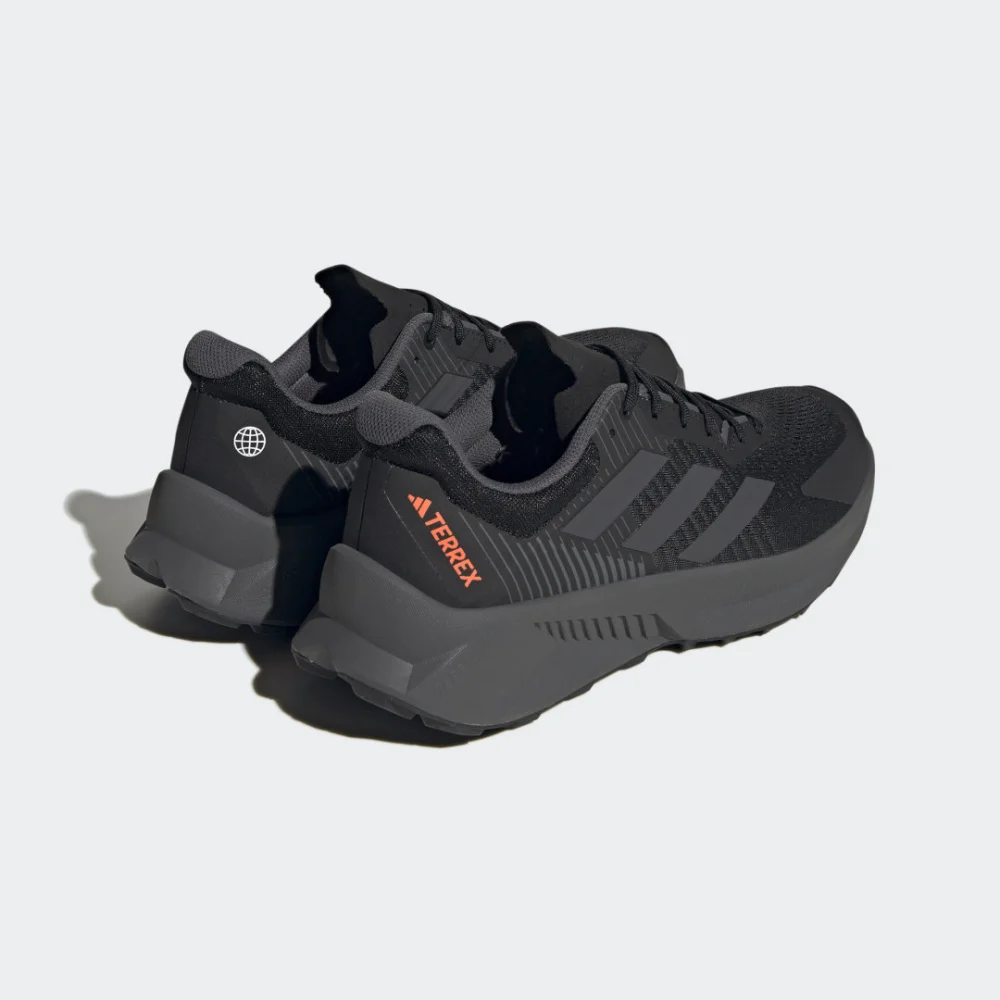 adidas Soulstride Flow GX1822 / schwarz