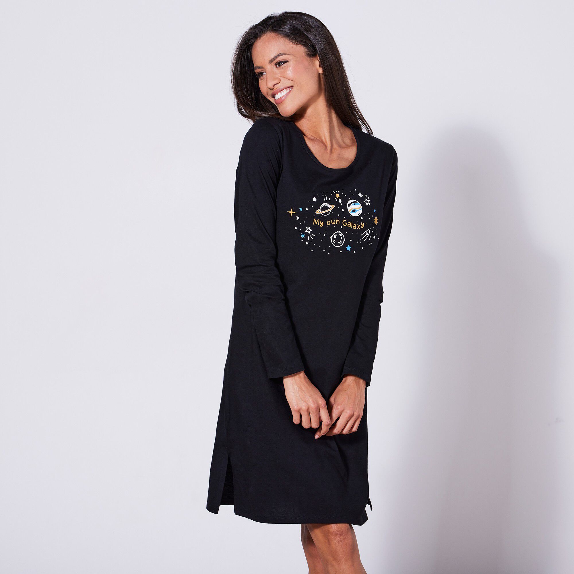 Chemise de nuit courte manches longues imprimé « galaxie »