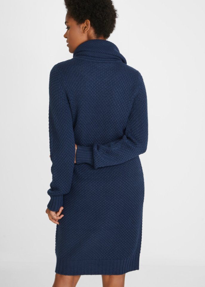 Strickkleid mit Schalkragen
