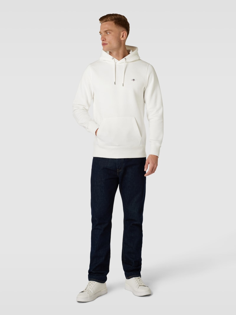 Hoodie mit Label-Stitching Modell 'SHIELD' in offwhite