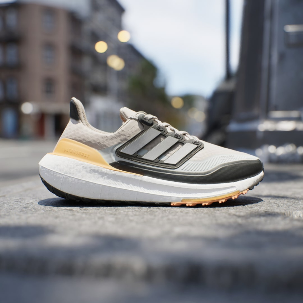 adidas Ultraboost Light COLD.RDY IE1674 / braun