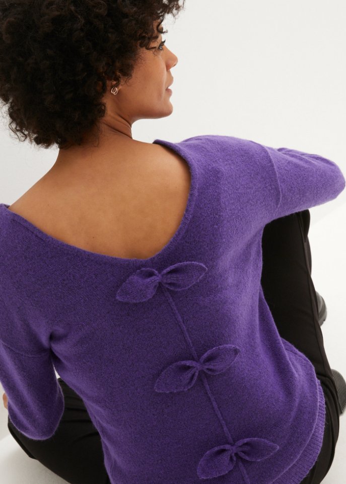 Pullover mit Schleifen