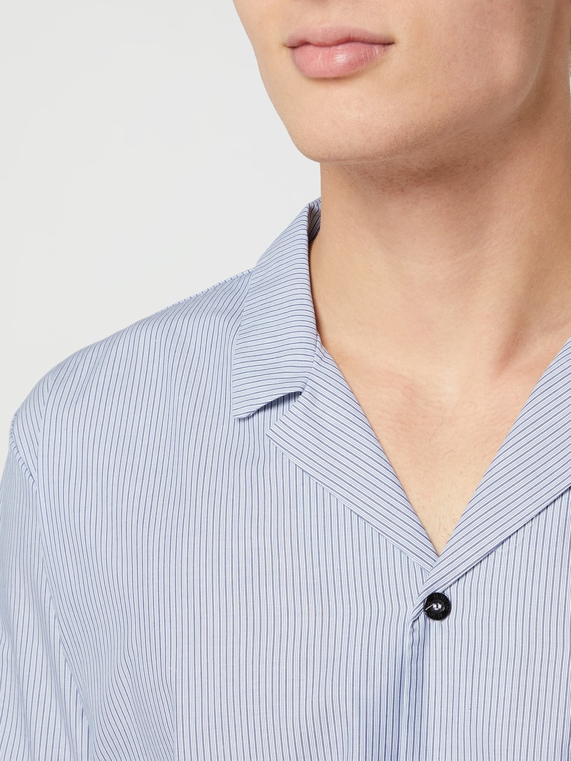 Pyjama aus Baumwolle in blau