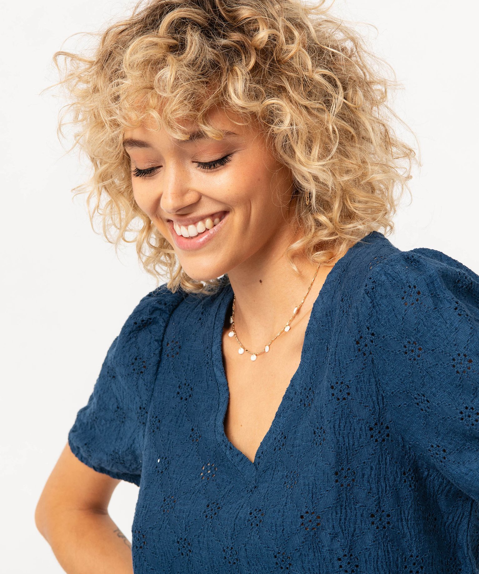 Tee-shirt à manches courtes en maille ajourée femme marine | GEMO