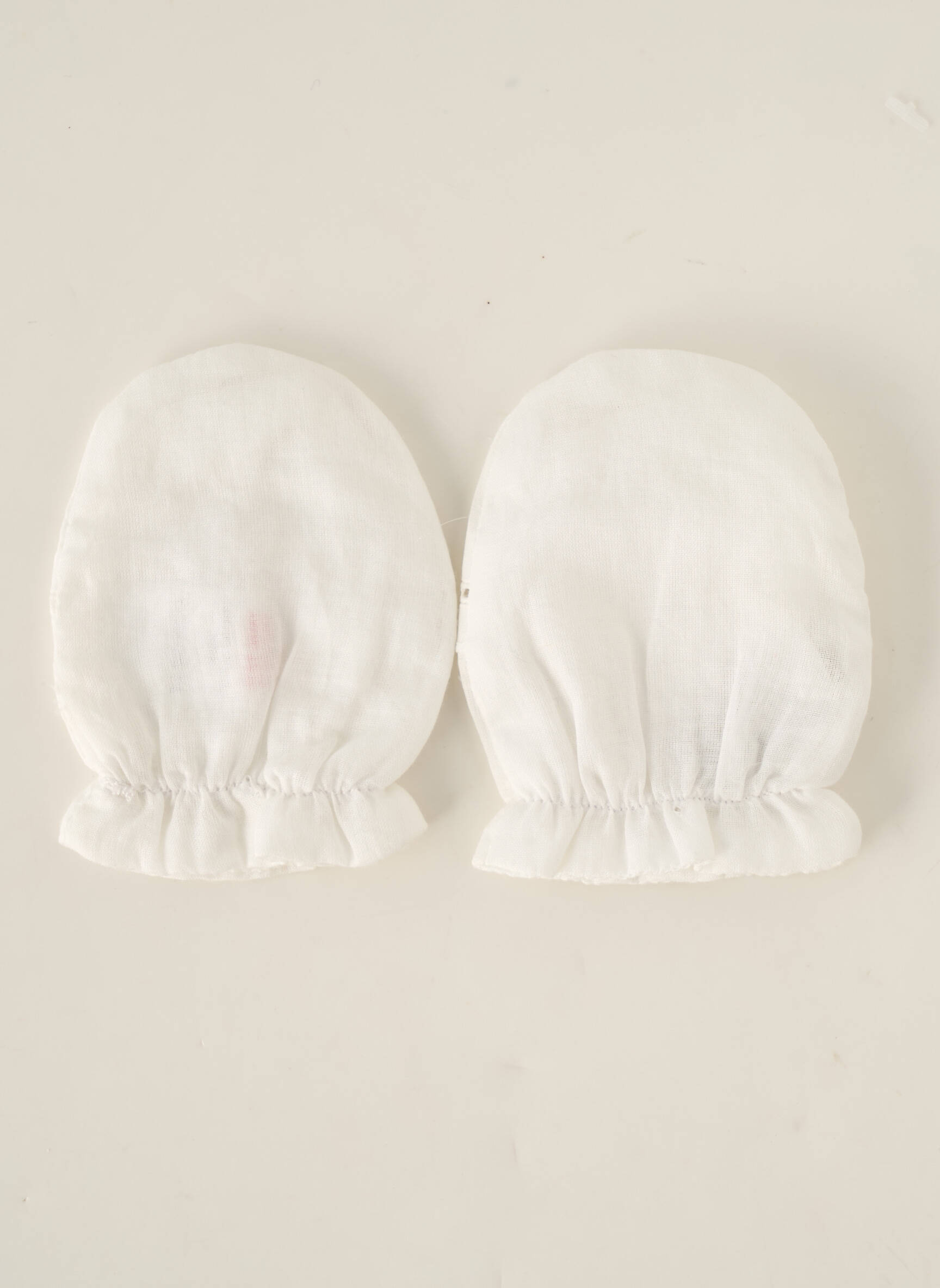 Baby Dior Gants Enfant couleur blanc