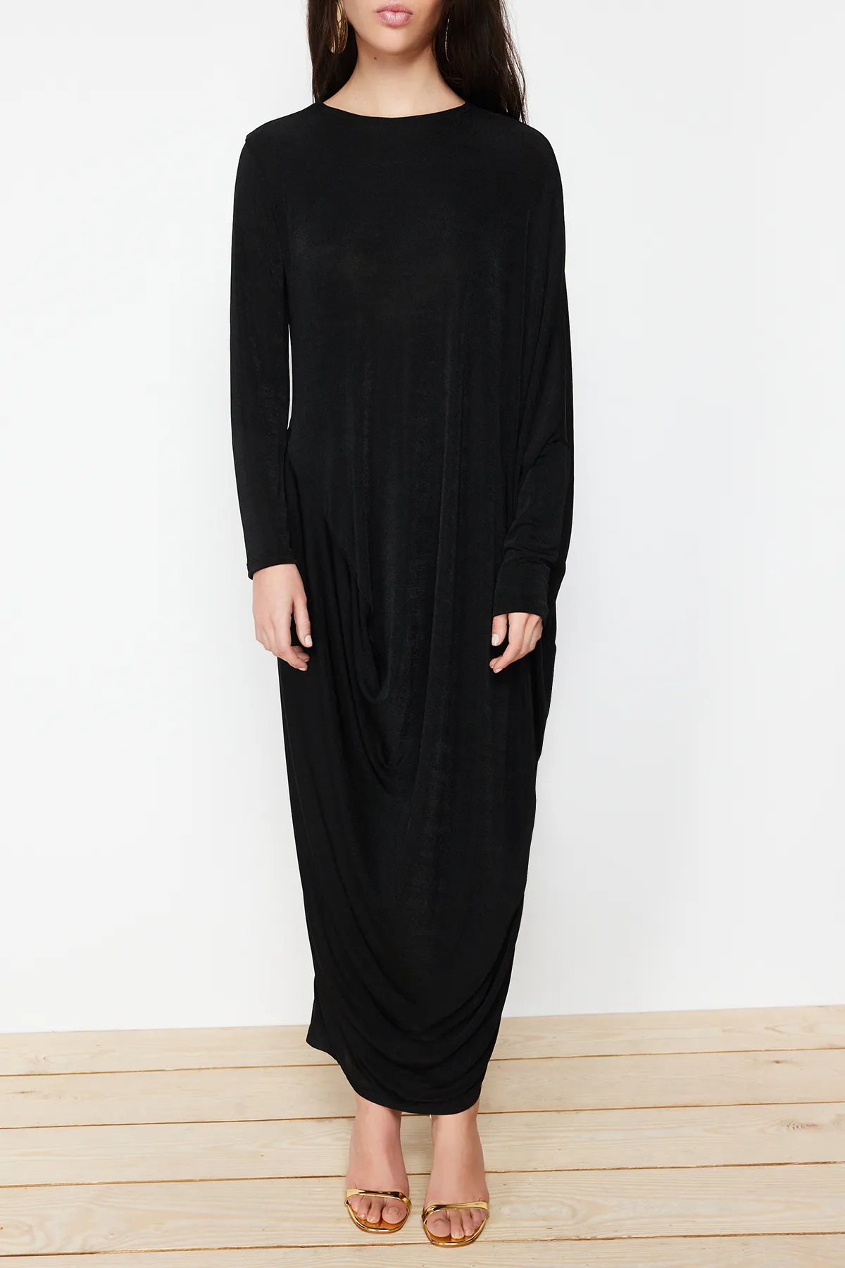 Trendyol Modest  Schwarzes stilvolles gestricktes Kaftan-Kleid TCTSS24EB00037